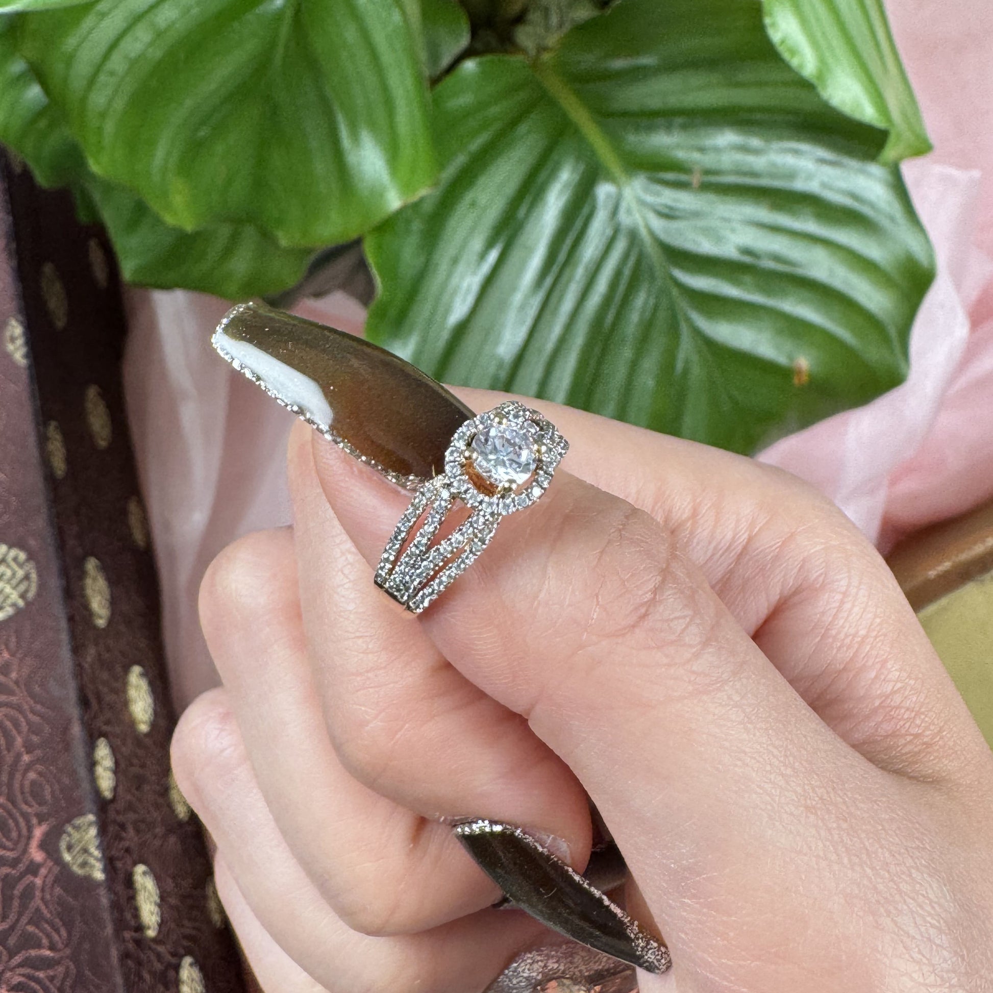 Crystal Clear Glow Ring, US 6.75
