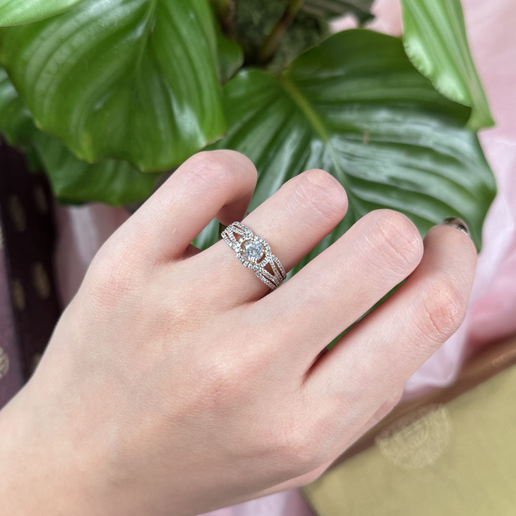 Crystal Clear Glow Ring, US 6.75