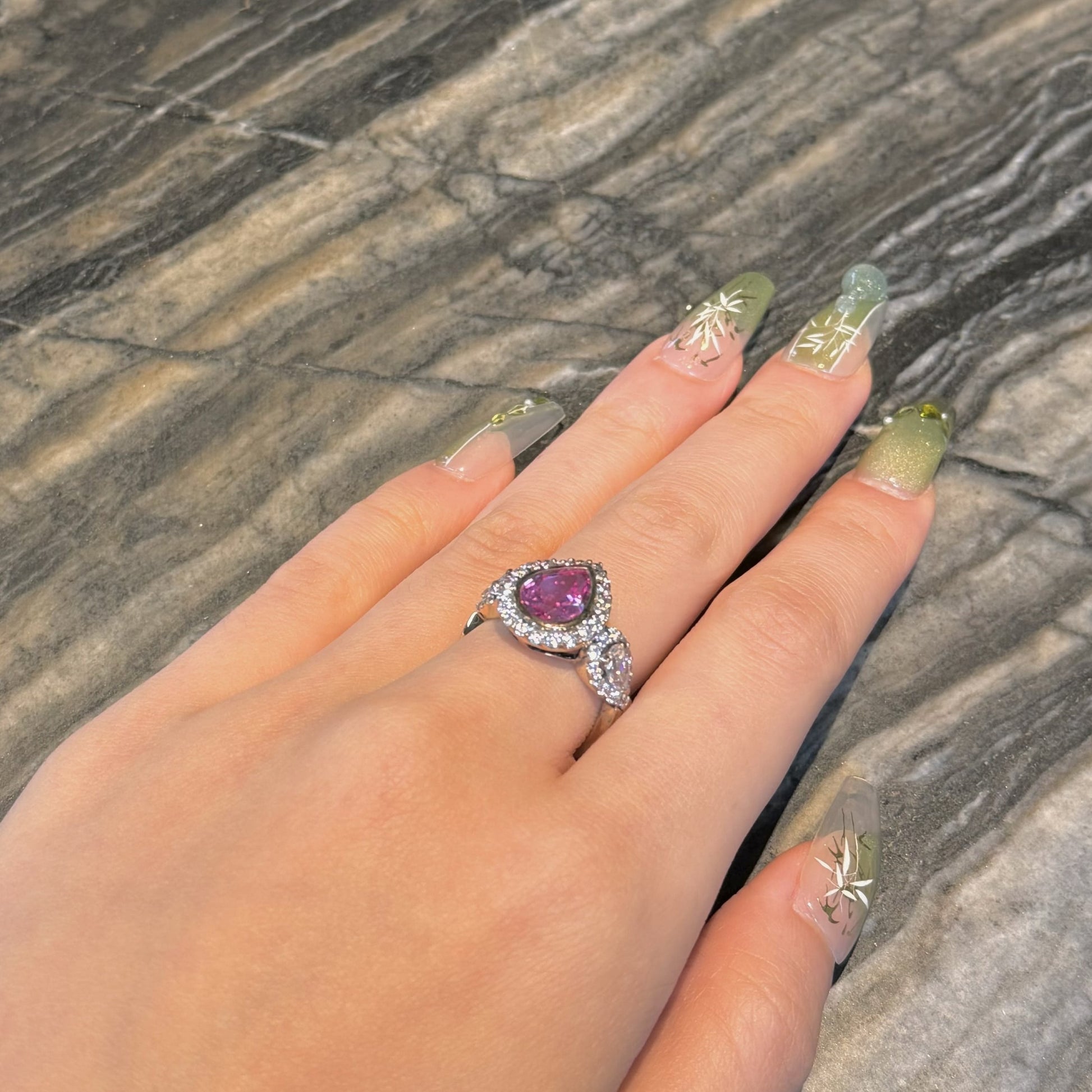 Pink Velvet Ring, US 7