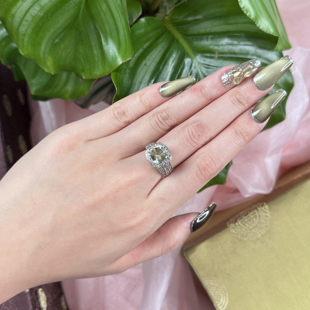 Sunlit Quartz Grace Ring, US 7