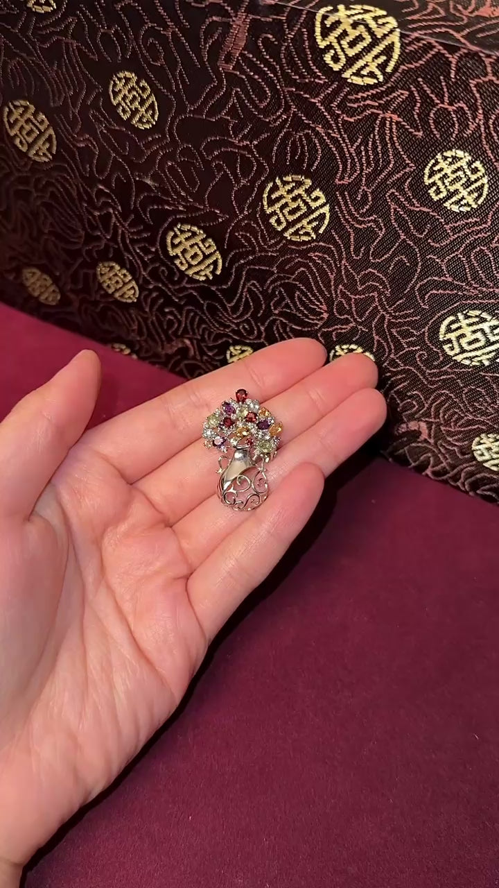 Kaleidoscope Dream Pin