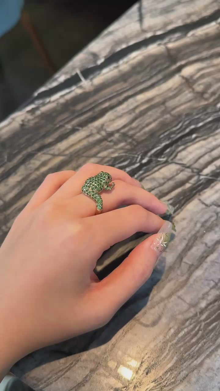 Emerald Noir Ring, US 7